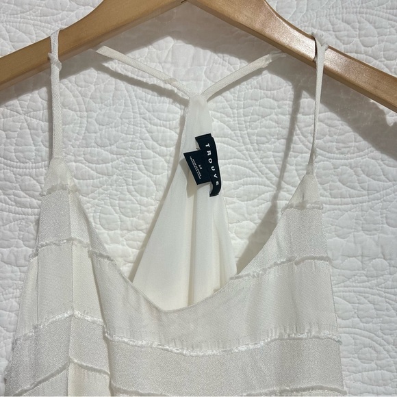 TROUVE Ivory Boho Tiered Fringe Flowy Tank Top, Size X-Small - #242 - Picture 2 of 14